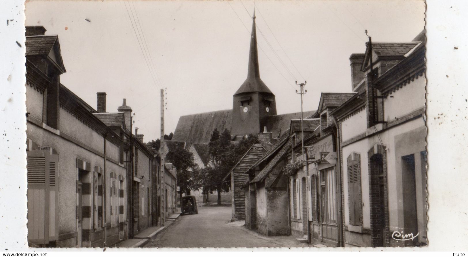 CLEMONT RUE DE L'EGLISE - Clémont