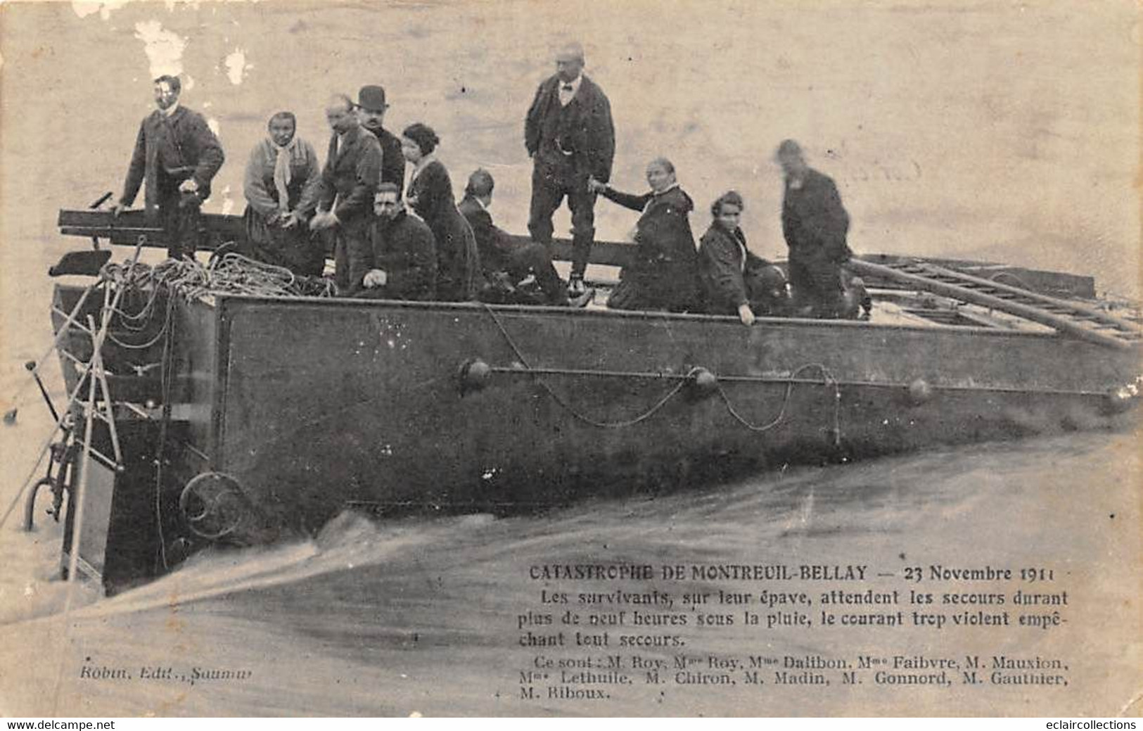 Montreui Bellay     49     Catastrophe Chemin Fer 1911.  Survivants Sur Leur épave  ( Grattage Voir Scan) - Montreuil Bellay