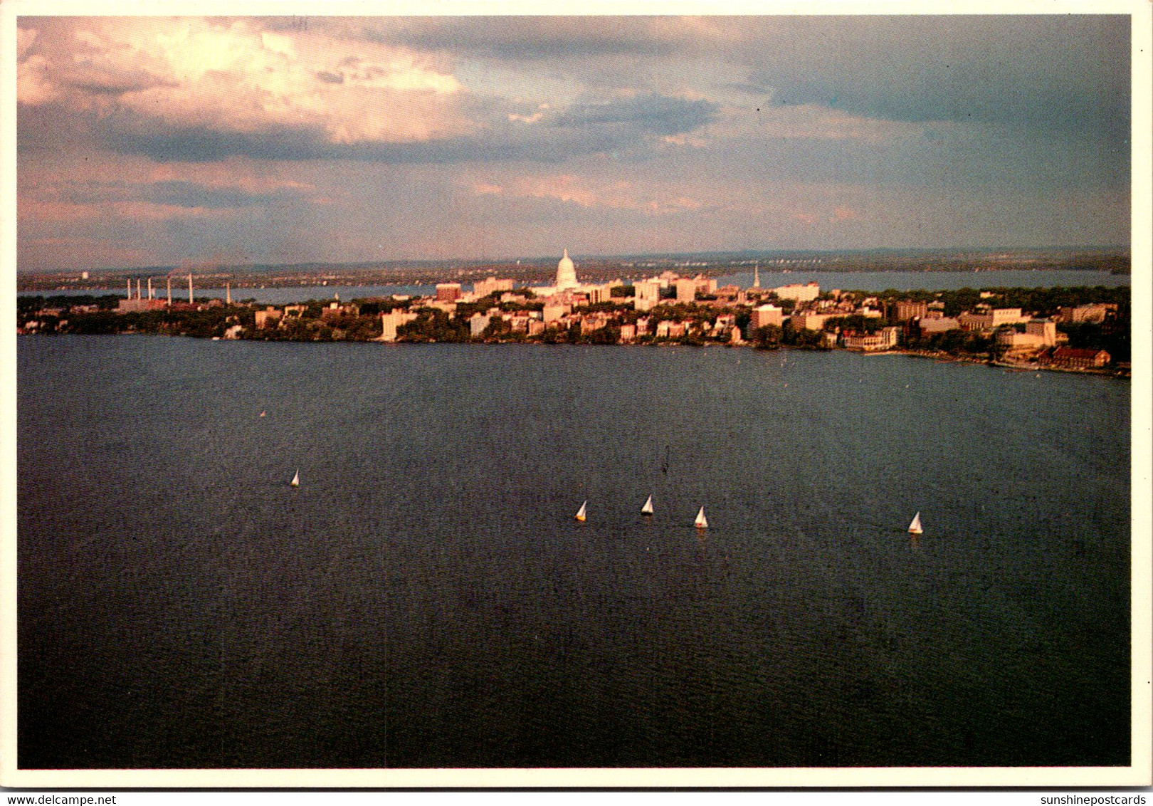 Wisconsin Madison With Lake Mendota In Foreground - Madison