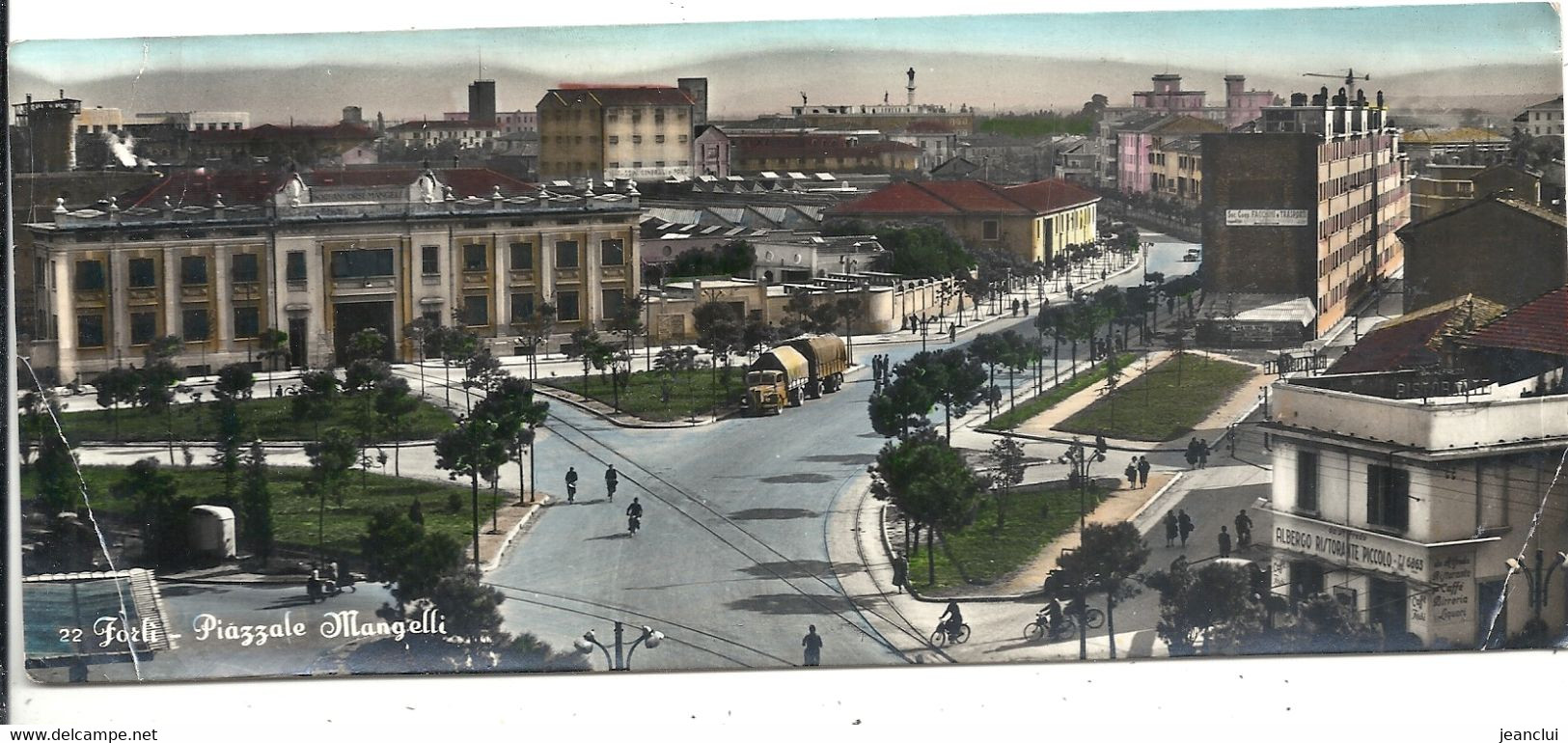 CARTE PANORAMIQUE " FORLI . PIAZZALE MANGELI " + SUPERBE CAMION-REMORQUE " MAGIRUS Ou  FIAT ? " CARTE AFFR AU VERSO.2 Sc - Forlì