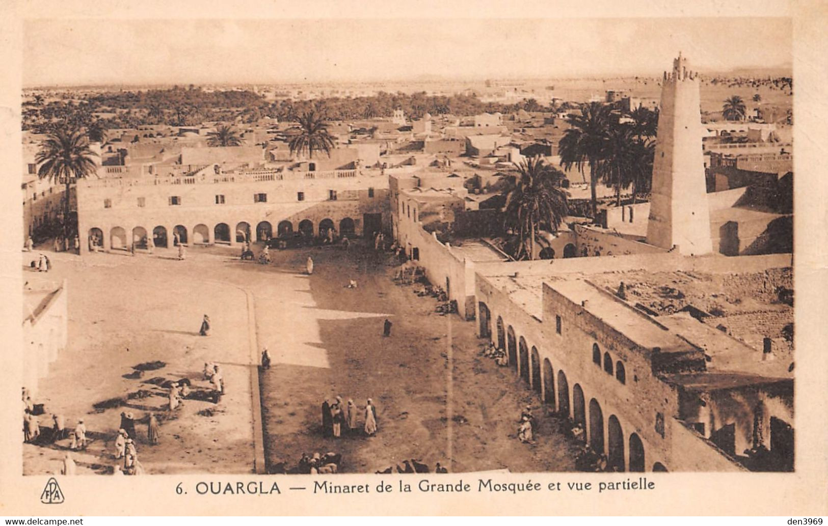 Algérie - OUARGLA - Minaret De La Grande Mosquée Et Vue Partielle - Ouargla