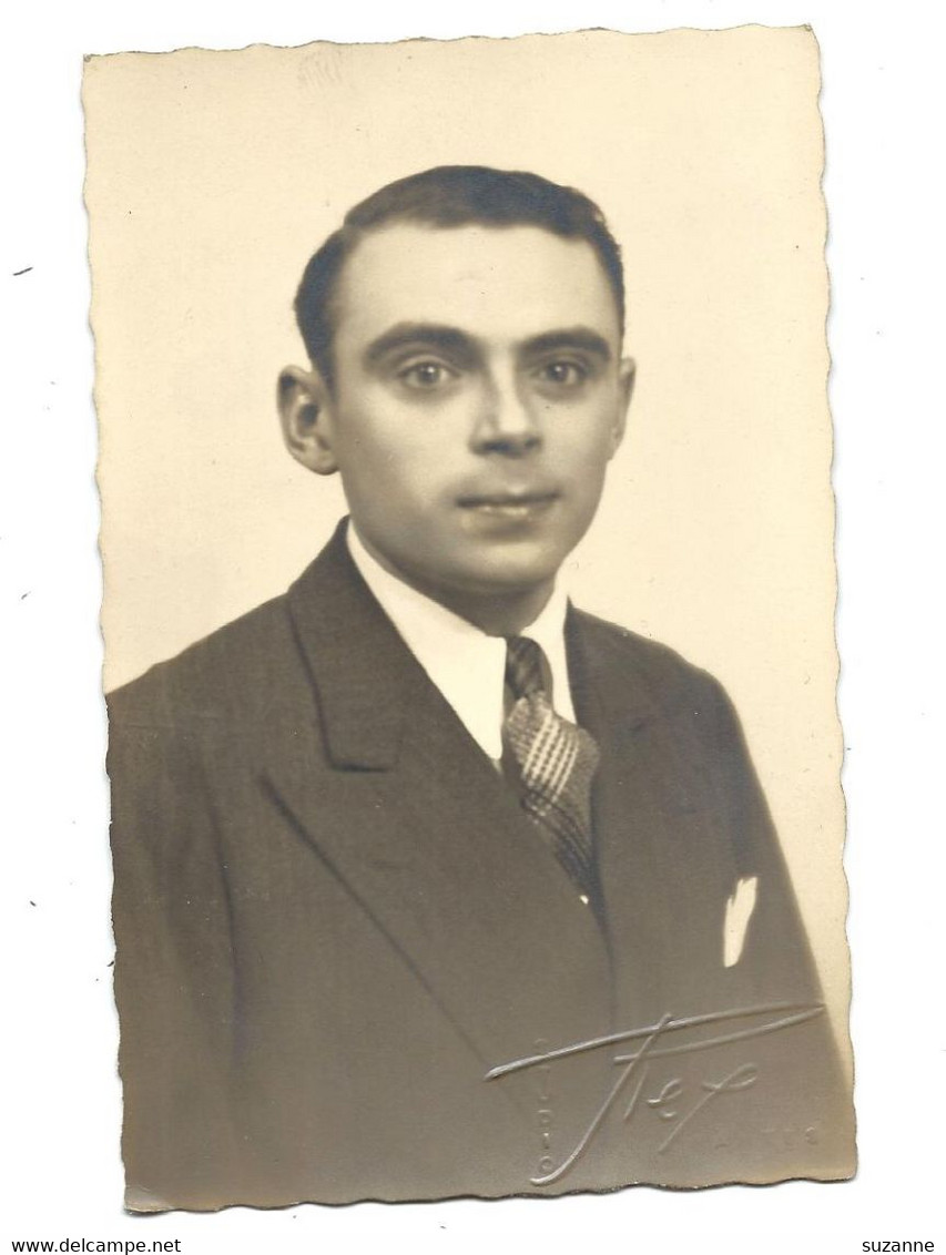 Généalogie - CARTE PHOTO D'un étranger à NANTES 1932 (nom Indiqué Au Verso) - Genealogy