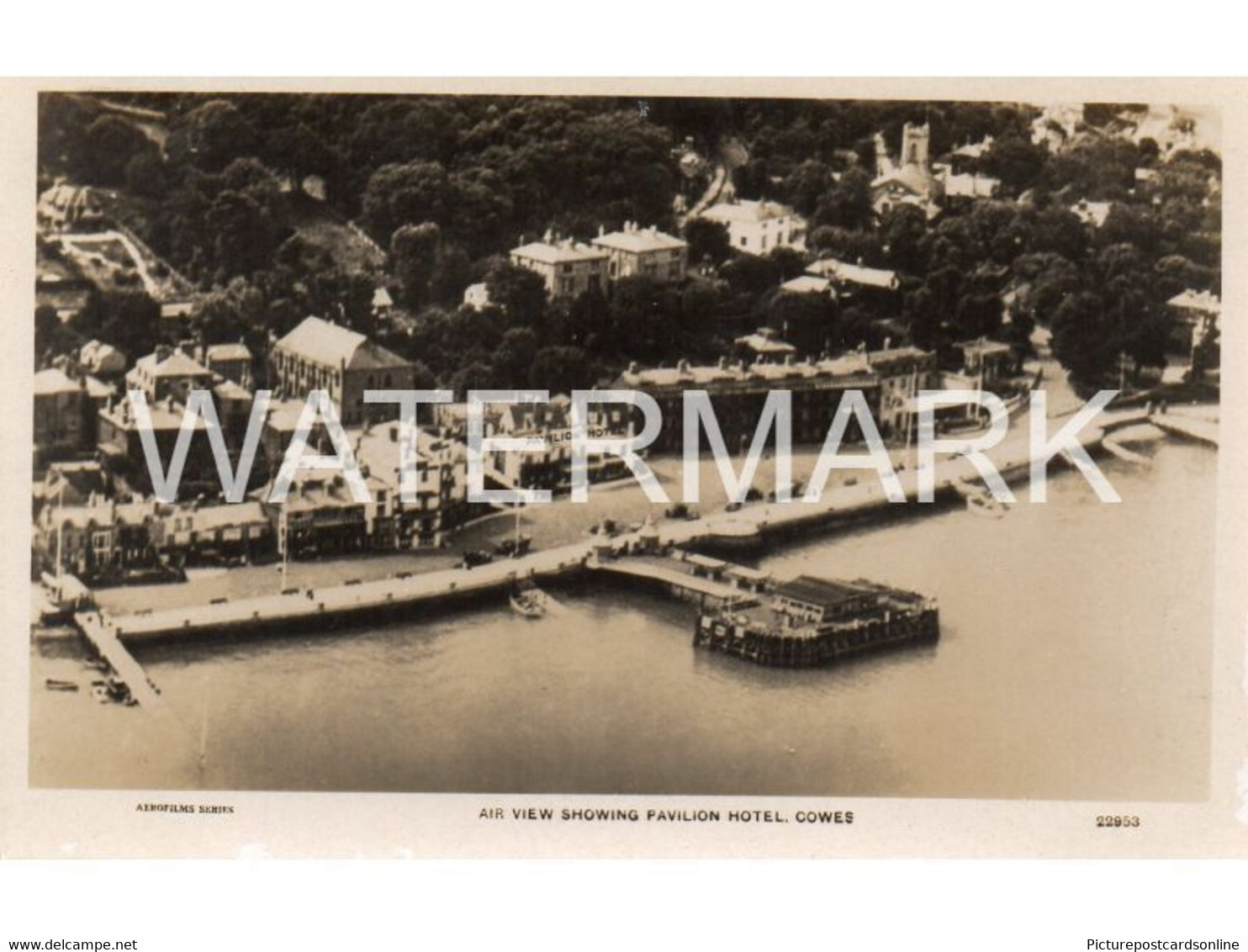 COWES AIR VIEW SHOWING PAVILION HOTEL OLD R/P POSTCARD ISLE OF WIGHT BY AEROFILMS LTD HENDON - Cowes