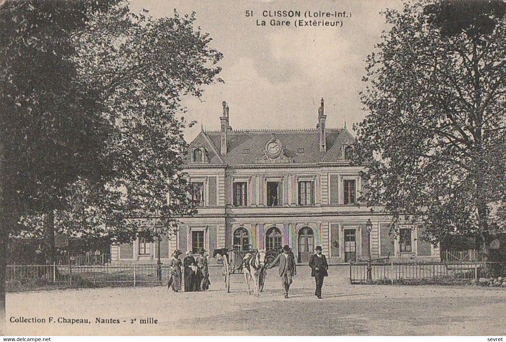 CLISSON. -  La Gare (extérieur) - Clisson