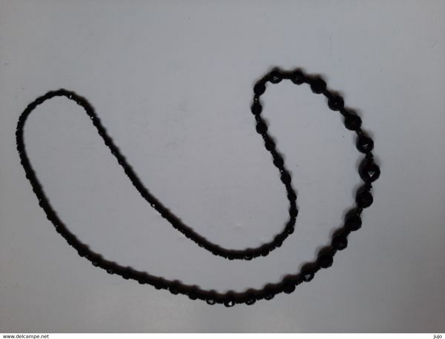 Collier Long En Perles De Verre Jais Noir Facettées De 80 Cm Environ - Sonstige & Ohne Zuordnung