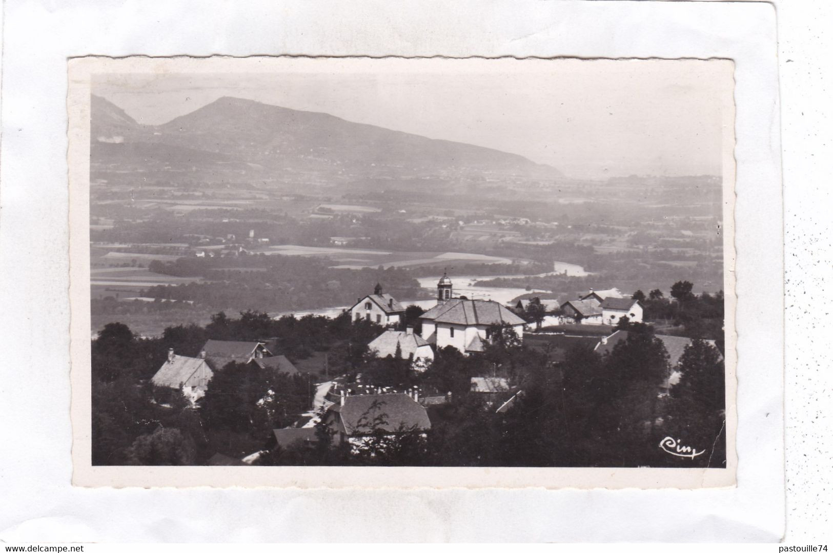 CPSM.  14 X 9  -  FAUCIGNY  -  Le  Village - Partie De La Vallée De L'Arve Et Le Salève - Faucigny