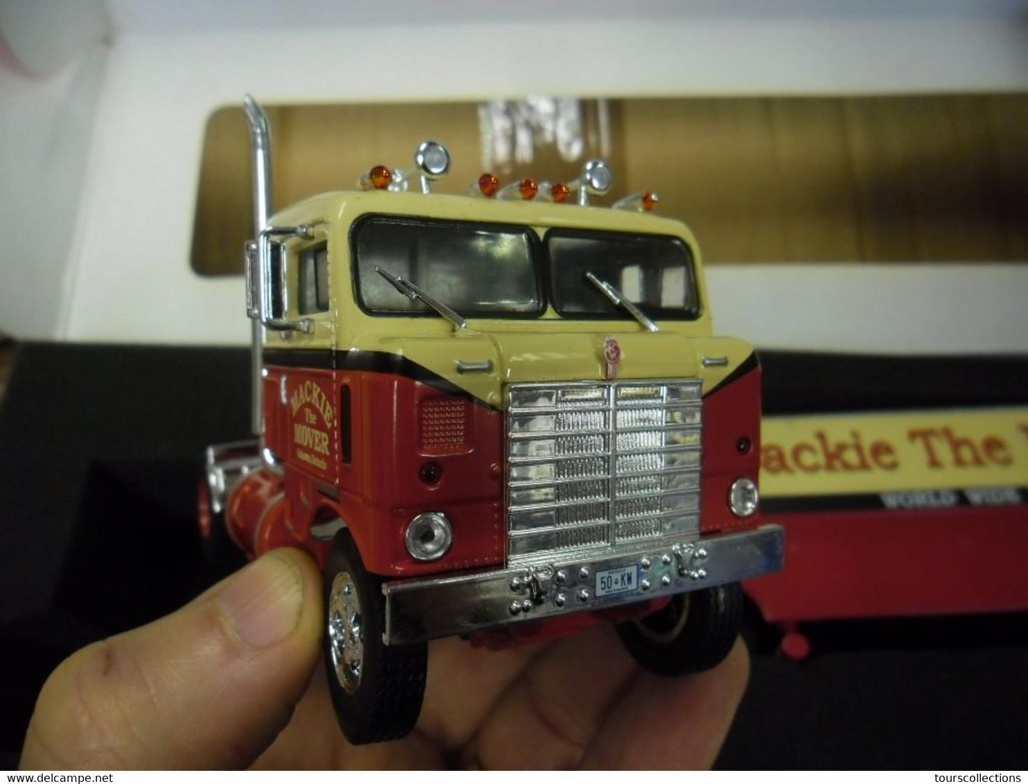 CAMION SEMI REMORQUE TEKNO 1:50 KENWORTH COE BULLNOSE - MACKIE THE MOVER - WORLD WIDE MOVING - Camions, Bus Et Construction