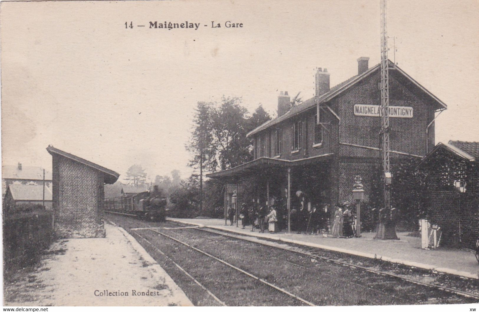 MAIGNELAY-MONTIGNY -60- La Gare - Arrivée D'un Train - Animation - Maignelay Montigny