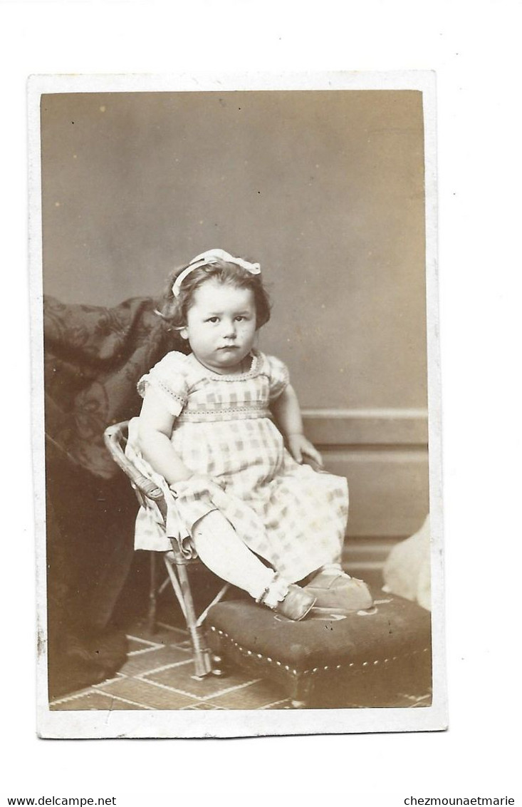 BEAUNE - ZELIE LABOUREAU A 2 ANS 1/2 - CDV PHOTO COCHEY - Geïdentificeerde Personen