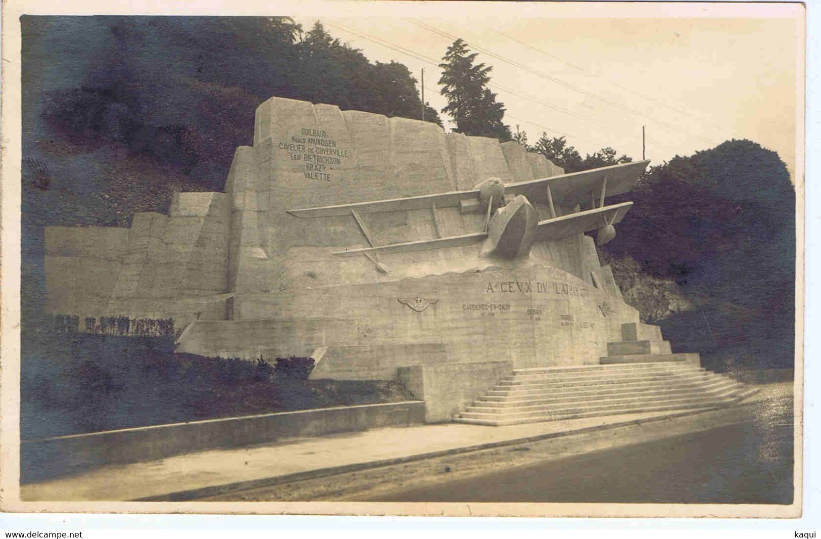 SEINE-MARITIME - CP PHOTO - CAUDEBEC-EN-CAUX - ( Monument ) - Photo Douillet - Monumentos