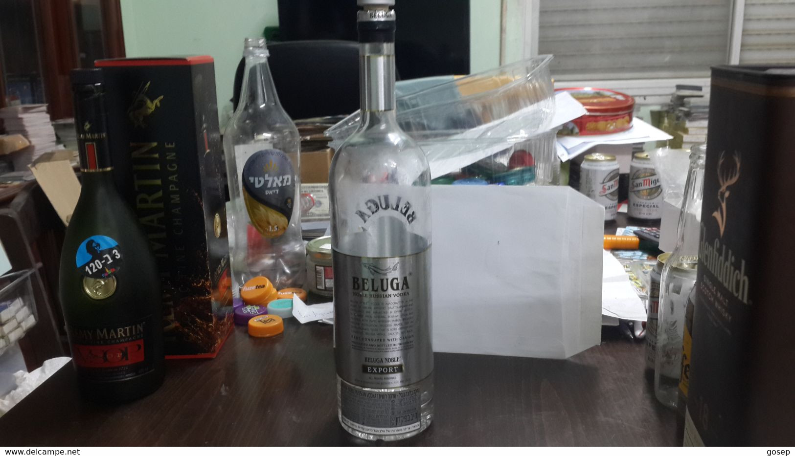 Russia-BELUGA-noble Russian Vodka-export-(40%%)-(1liter)-good-botlle - Other & Unclassified