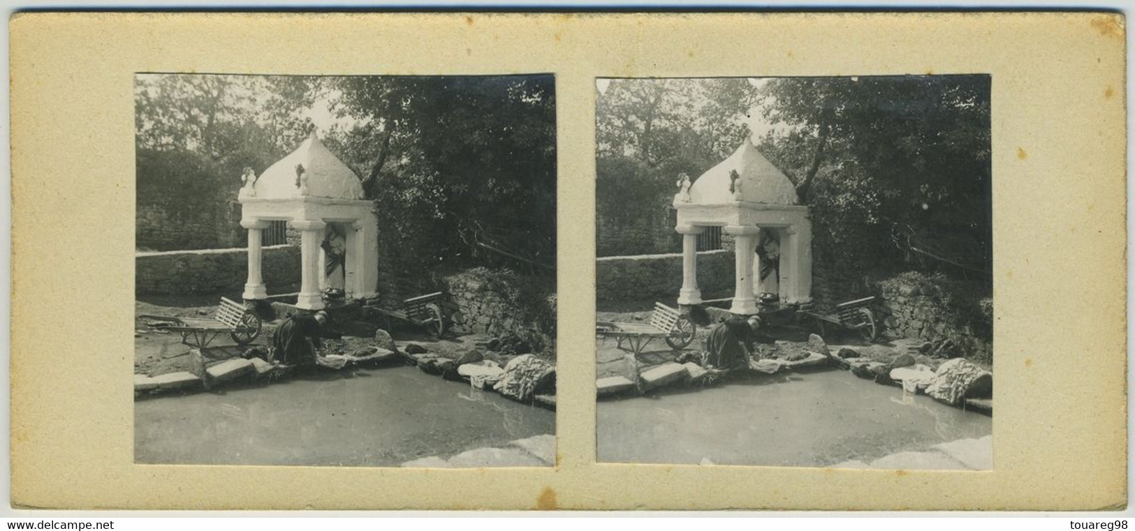 Stéréo Amateur. Saint-Pierre Et Le Lavoir De Caden (Morbihan). Bretagne. 1928. - Stereoscoop