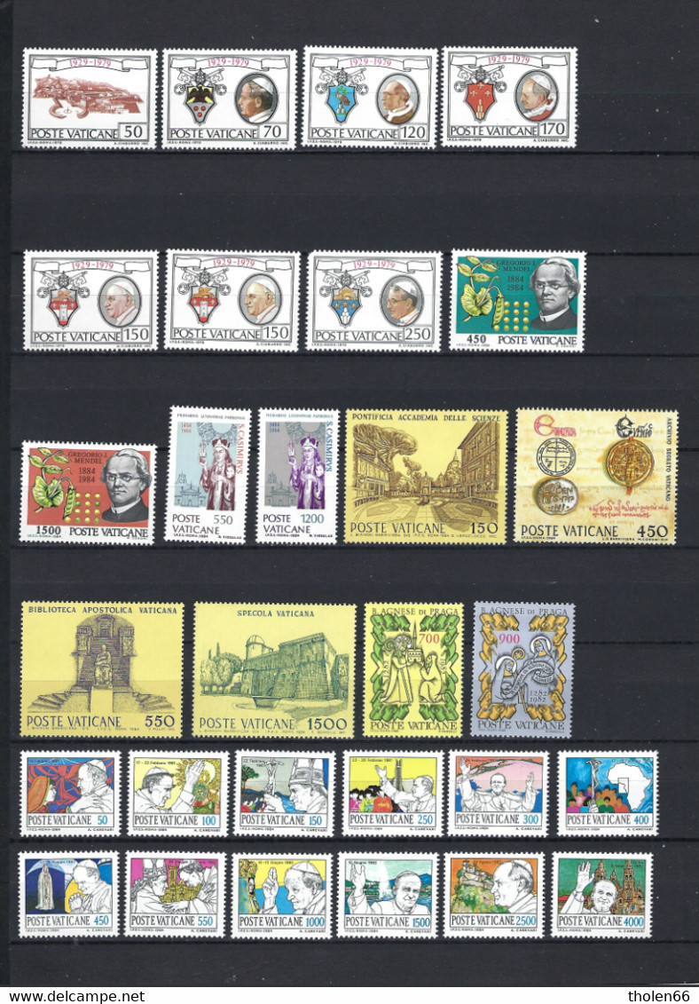 Vatican – Vaticono – Vaticaan - Small Lot Of Mint Stamps MNH (**) (Lot 486) - Colecciones