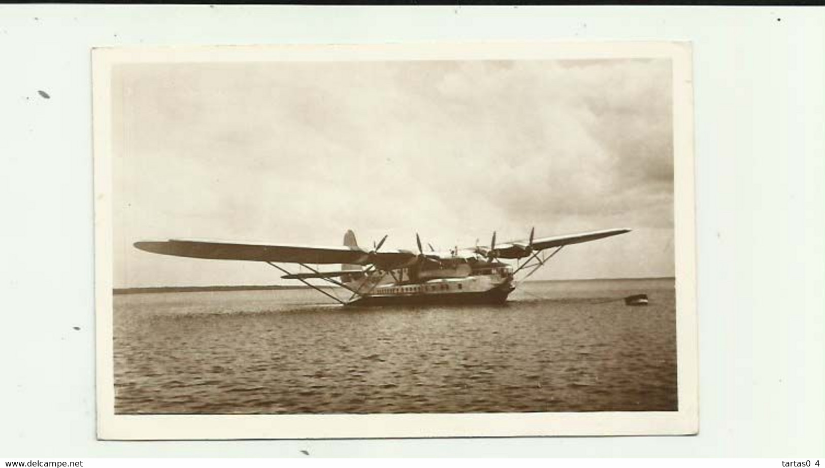 AVION  - HYDRAVION - BISCAROSSE - Sur Le Lac " Le Ville De Saint Pierre " Retour De Croisiere   Joli Plan Bon état - 1946-....: Modern Era