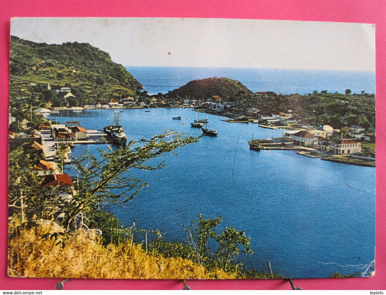Visuel Pas Très Courant - La Guadeloupe - Saint Barthélémy - Le Port De Gustavia -  R/Verso - Saint Barthelemy