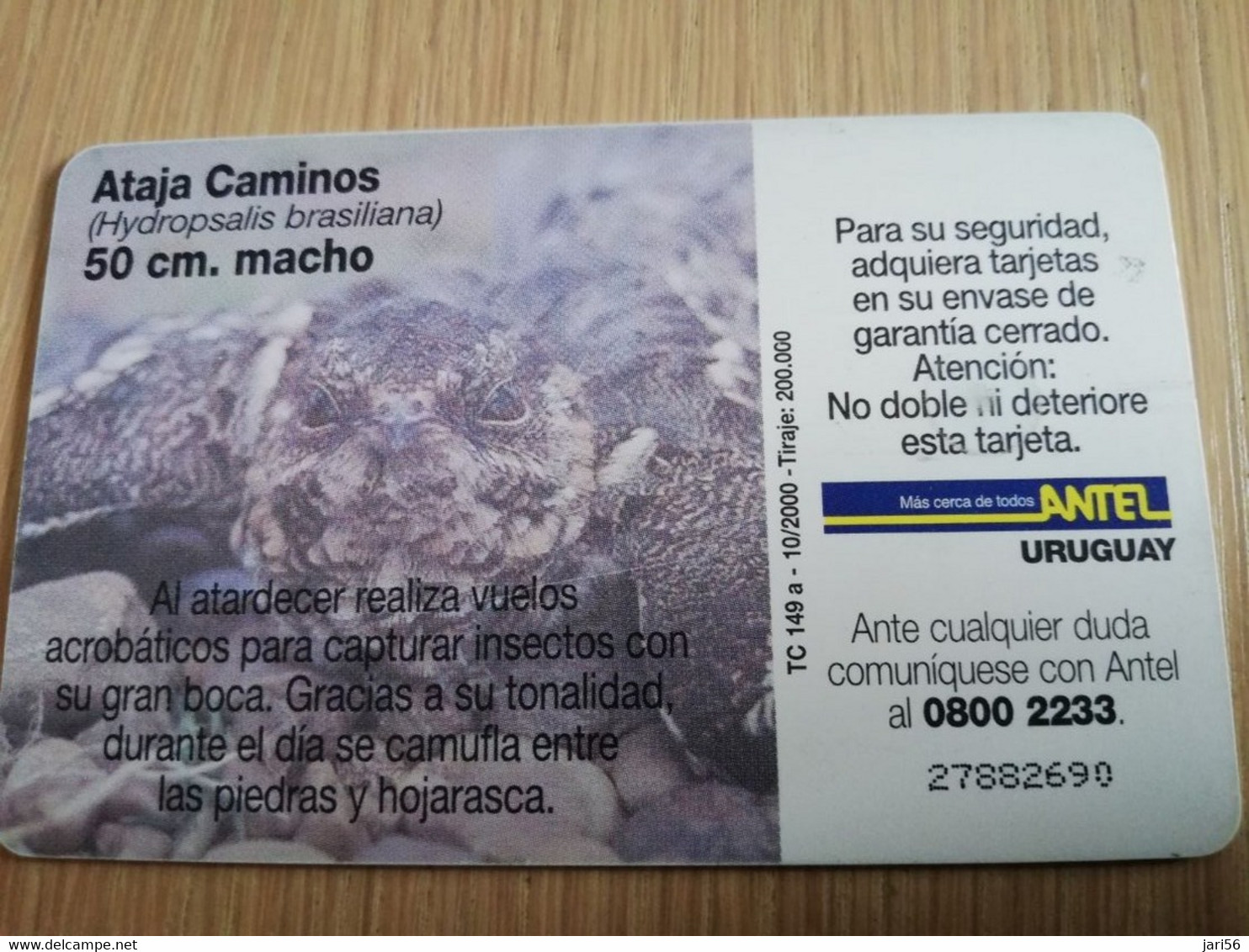 URUGUAY CHIPCARD  BIRD /VOGEL  $10  ATAJA CAMINOS        Nice Used Card    **4513** - Uruguay