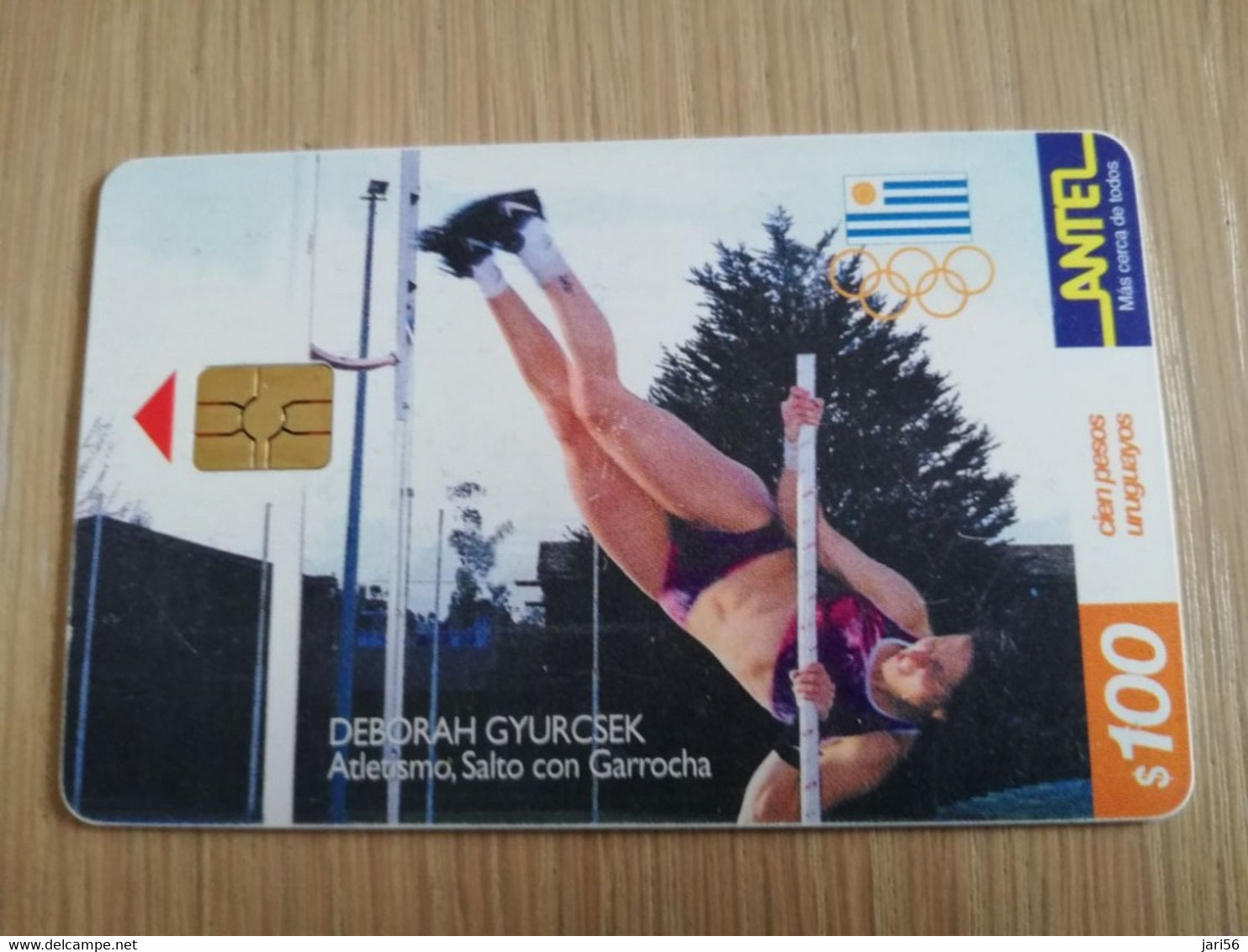 URUGUAY CHIPCARD  SPORTS     $100   DEBORAH GYURCSEK SALTO CON GARROCHA             Nice Used Card    **4558** - Uruguay