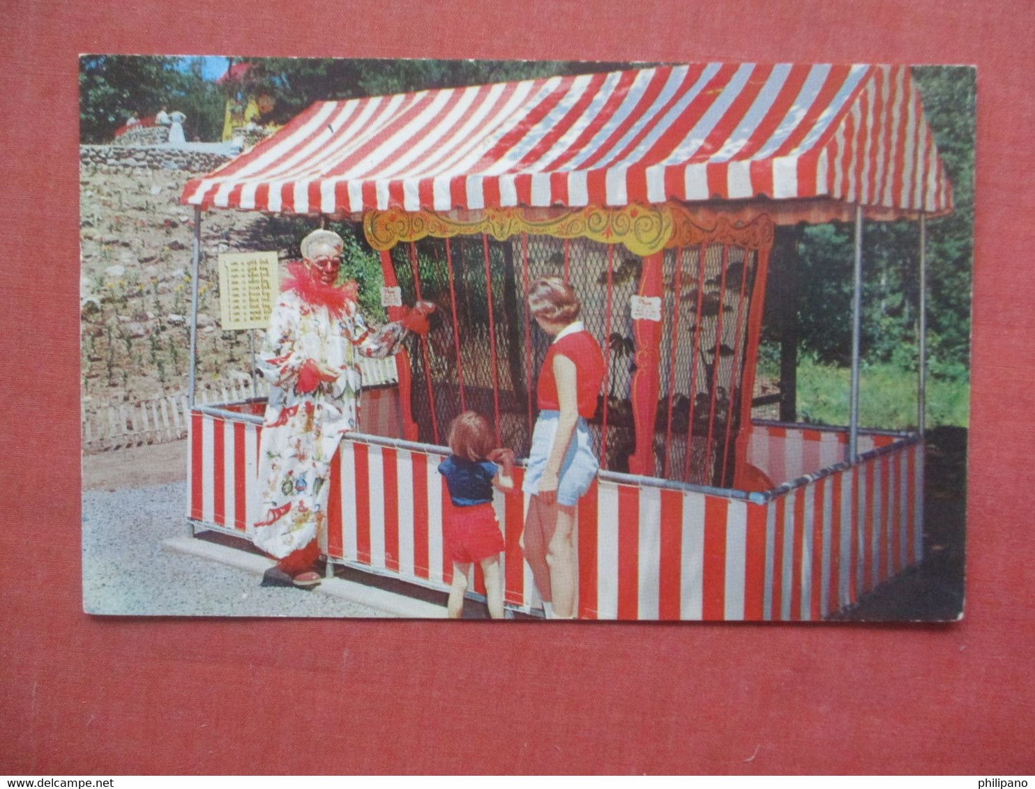 Merry Clown Feeds The Monkeys At Storytown USA    4  Miles South Of Lake George New York >   Ref 4609 - Lake George