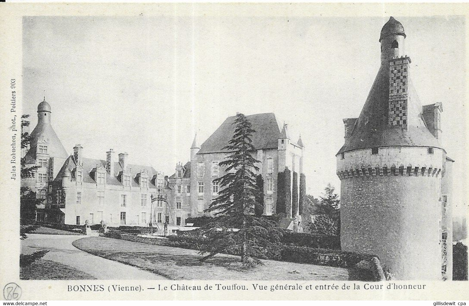 - BONNES C/ Saint Julien L'Ars - Le Château De Touffou - Vue Générale Et Entrée De La Cour D'Honneur - Chateau De Touffou
