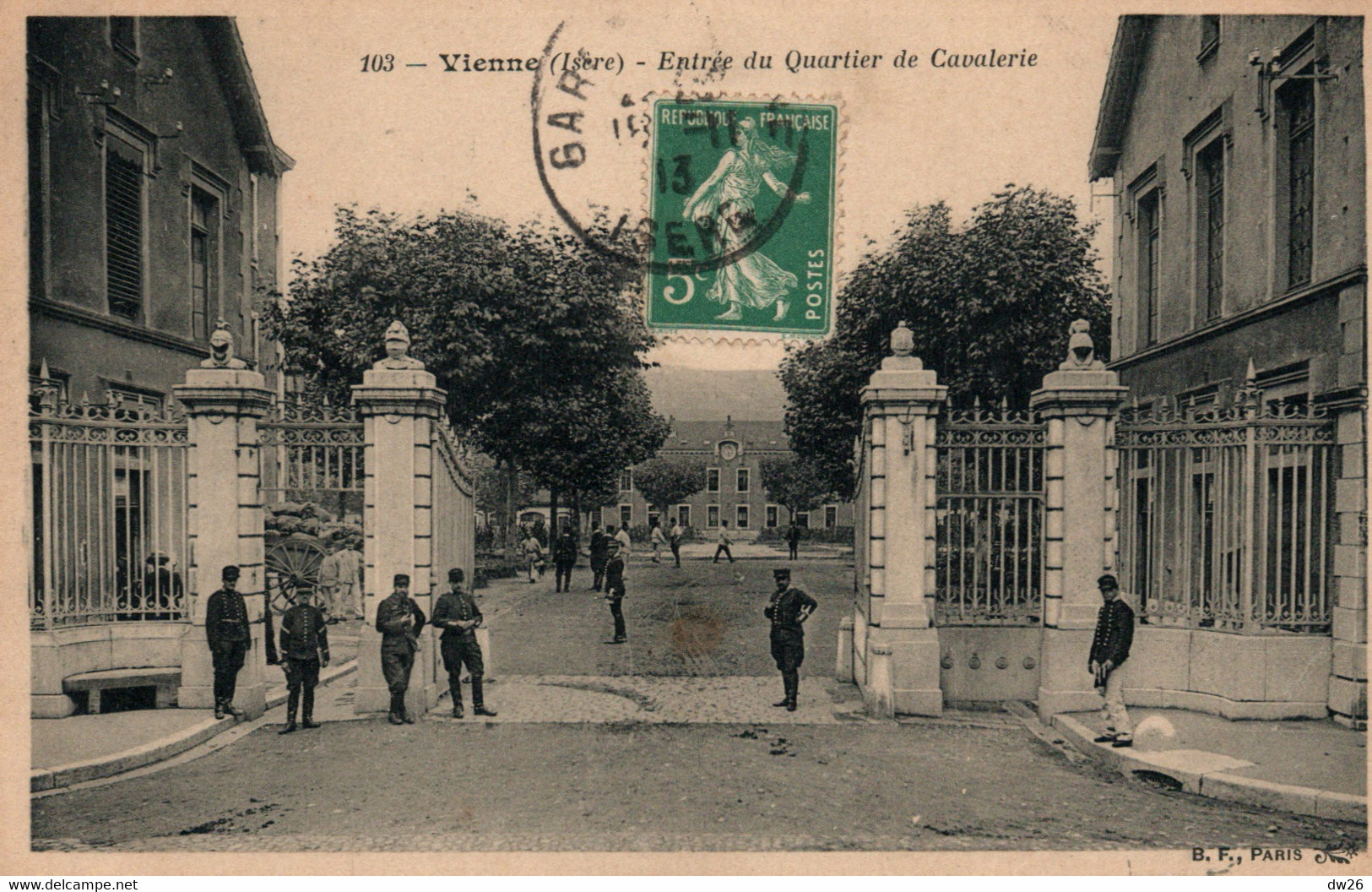 Caserne - Vienne: Entrée Du Quartier De Cavalerie En 1913 - Carte B.F. Paris N° 103 - Barracks