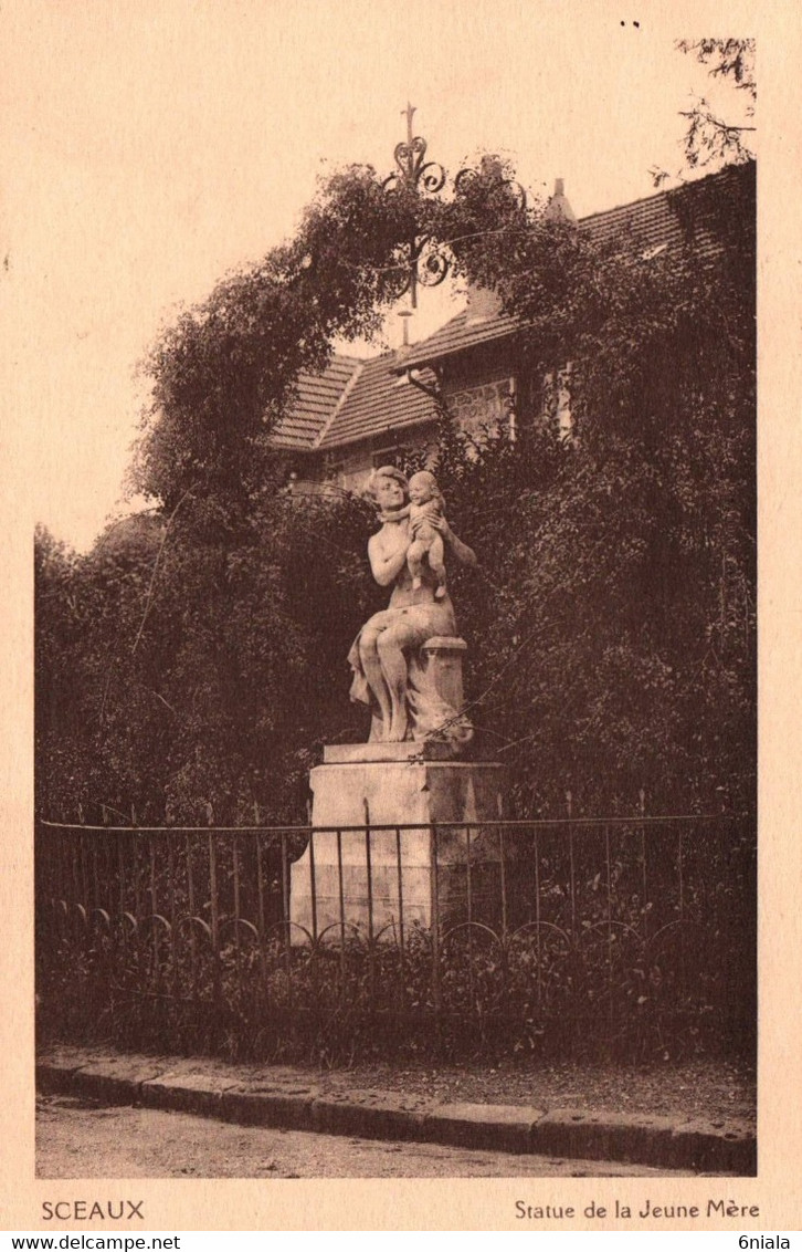 5937 Carte Postale SCEAUX Statue De La Jeune Mère   ( Scan Recto Verso) 92 Hauts De Seine - Sceaux