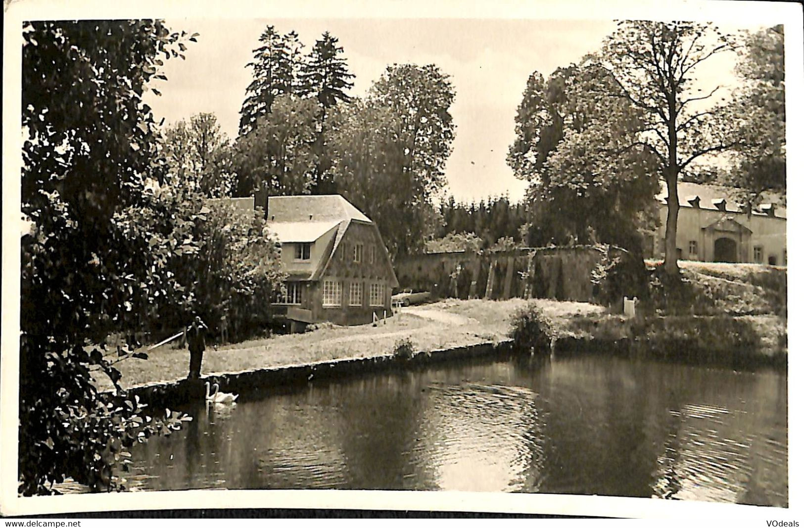 033 696 - CPA - Belgique - Habay-la-Neuve - Château Et Hostellerie Du Pont D'Oie - Habay