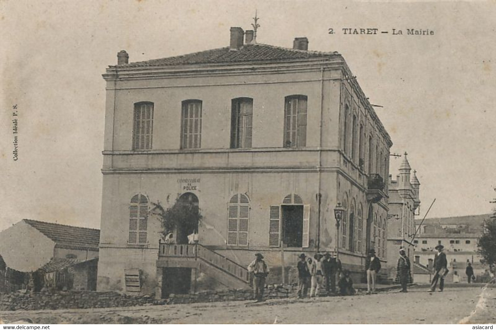 Tiaret La Mairie Commissariat Police  Lampadaire Pétrole . - Tiaret