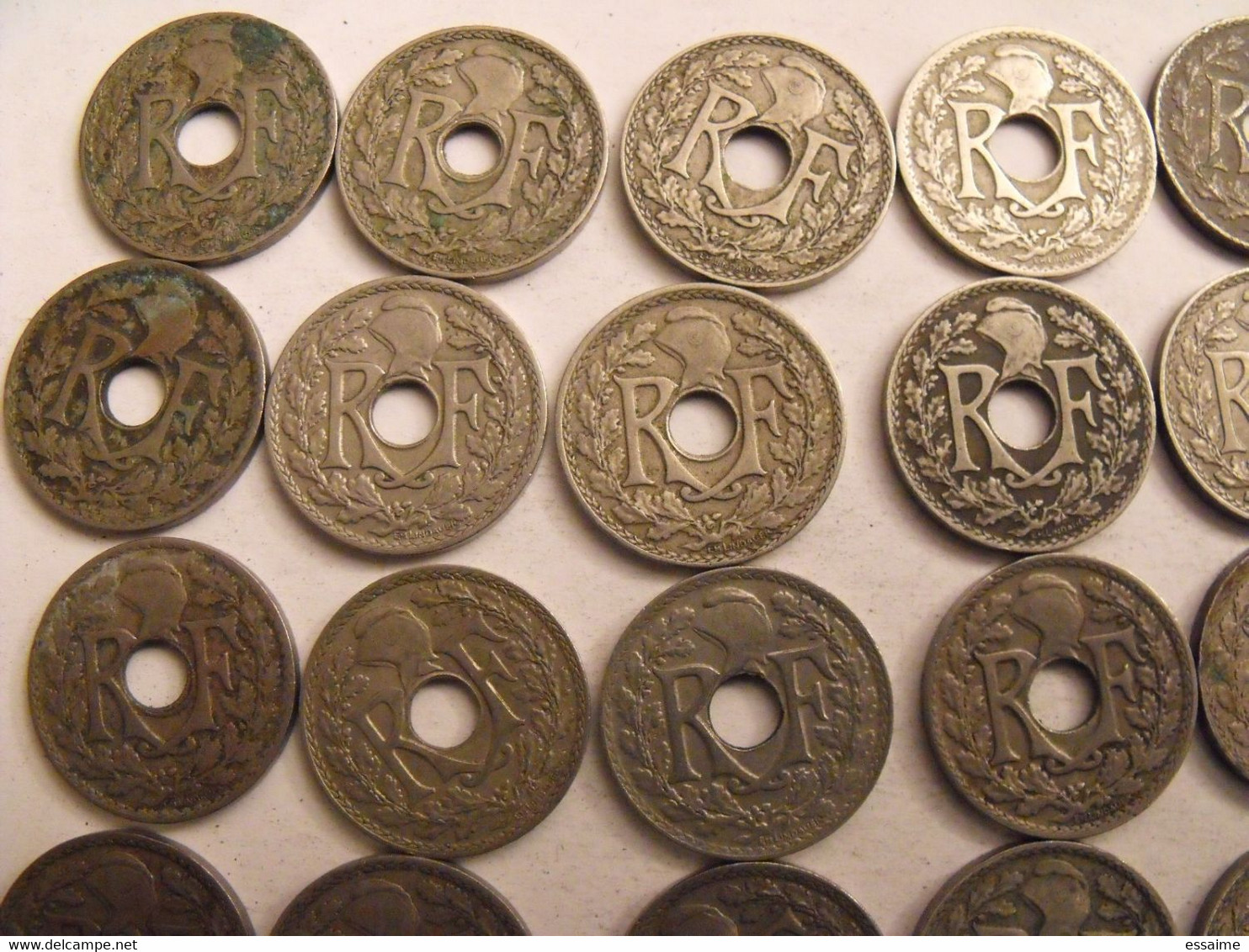 France. lot de 48 pièces de 10 centimes. RF 1917/1939.