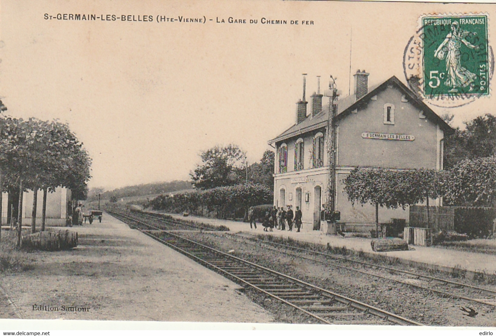 *** 87  ***  ST GERMAIN LES BELLES La Gare Du Chemin De Fer L'attente Du Train - TTBE - Saint Germain Les Belles