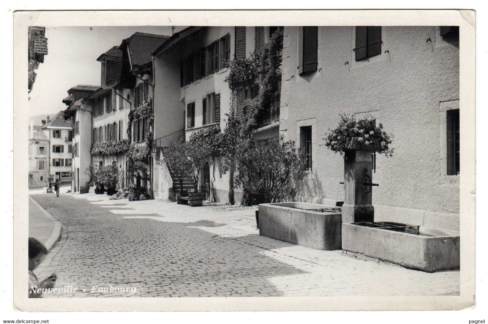 Suisse : Neuveville : Faubourg : ( Cpsm P.F. ) - La Neuveville