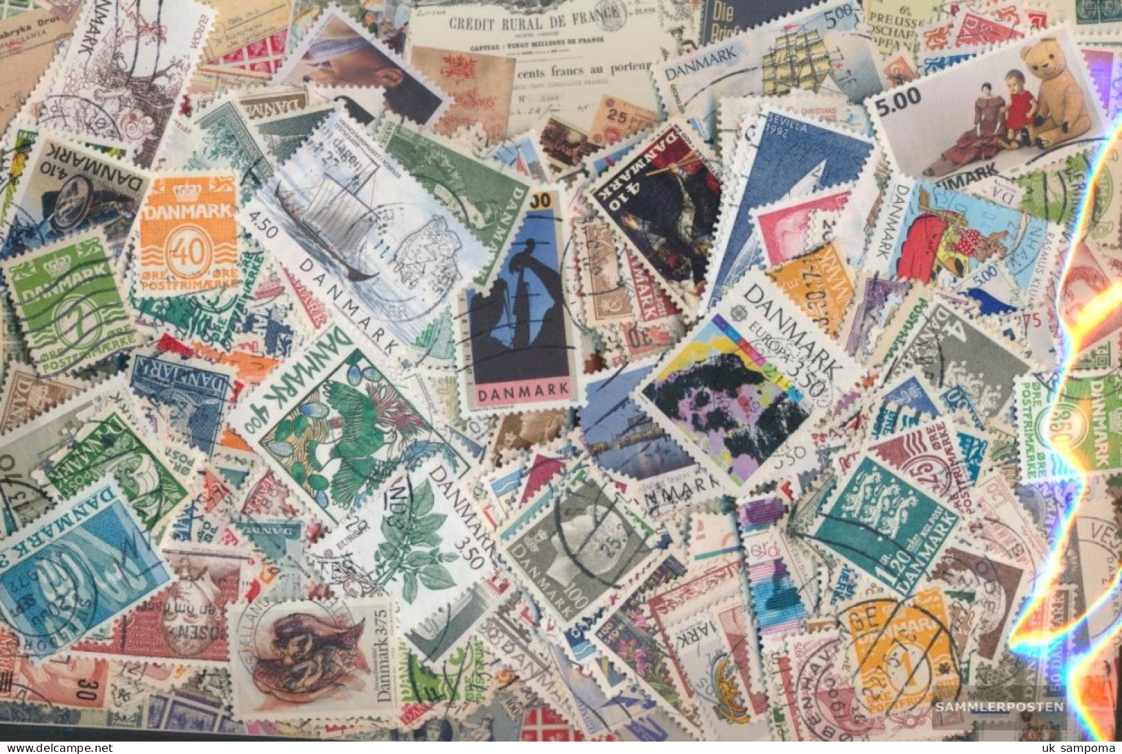 Denmark 800 Different Stamps - Collections