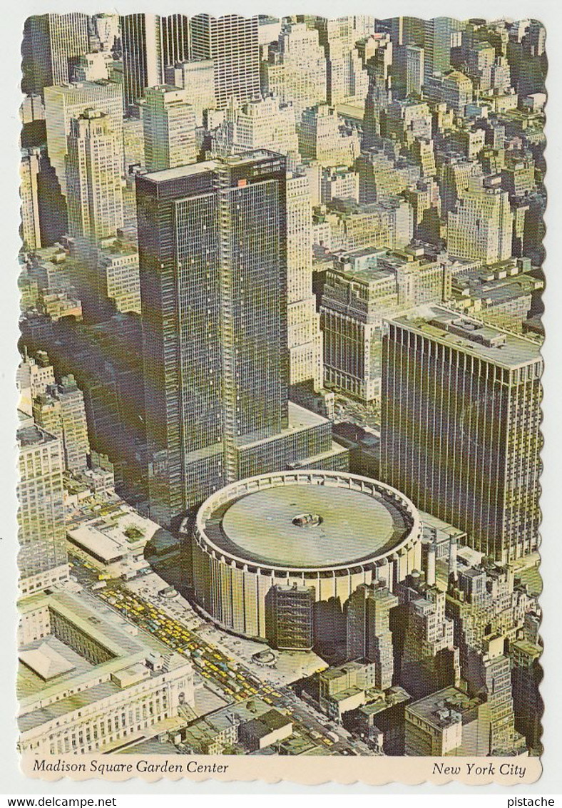 New York City - Madison Square Garden - By Manhattan Post Card Inc. No DR-92993-C - 4 X 6 In - Unused - 2 Scans - Stades & Structures Sportives