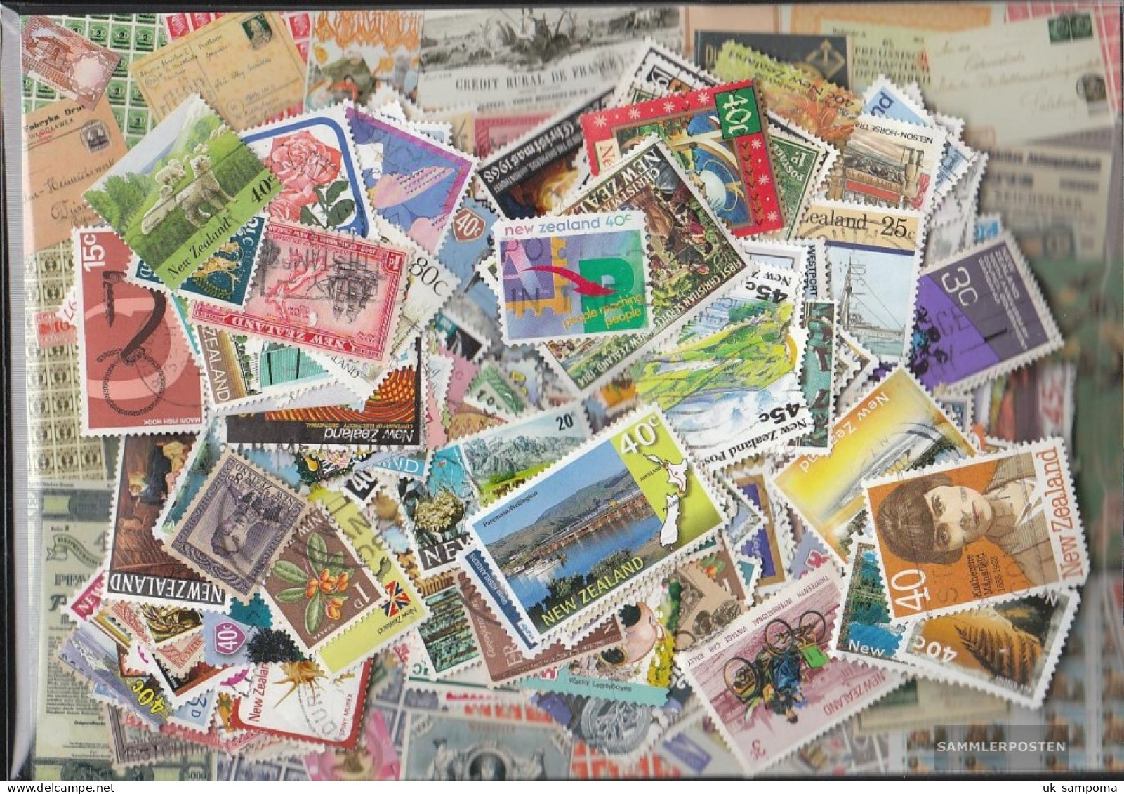 New Zealand 300 Different Stamps - Collections, Lots & Séries