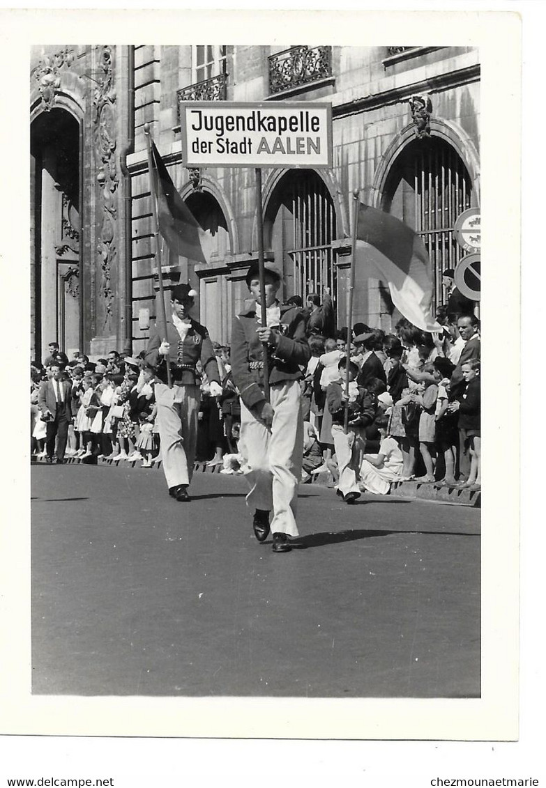 1959 AALEN (ALLEMAGNE) - DEFILE JUGENDKAPELLE - PHOTO - Identifizierten Personen