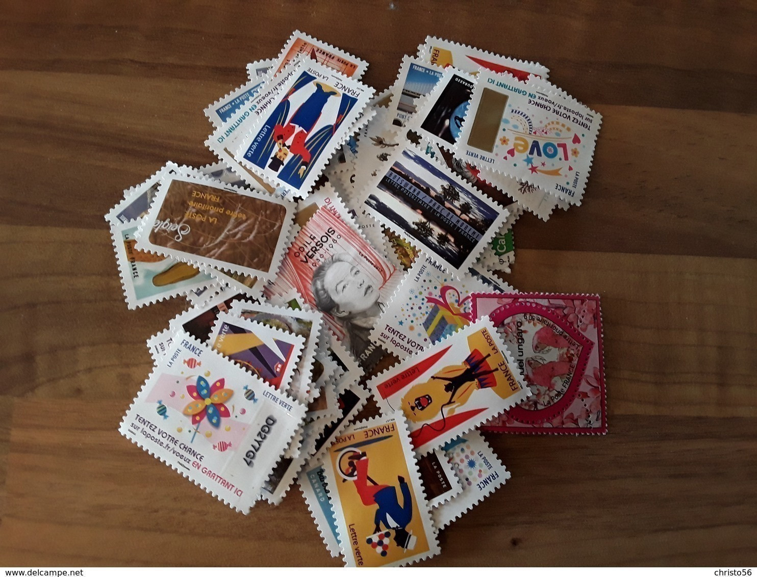 FRANCE - Lot 60 Timbres à  1,08 € - Sans Gomme ,idéal  Affranchissement (vendu 40% Valeur Faciale - Altri & Non Classificati