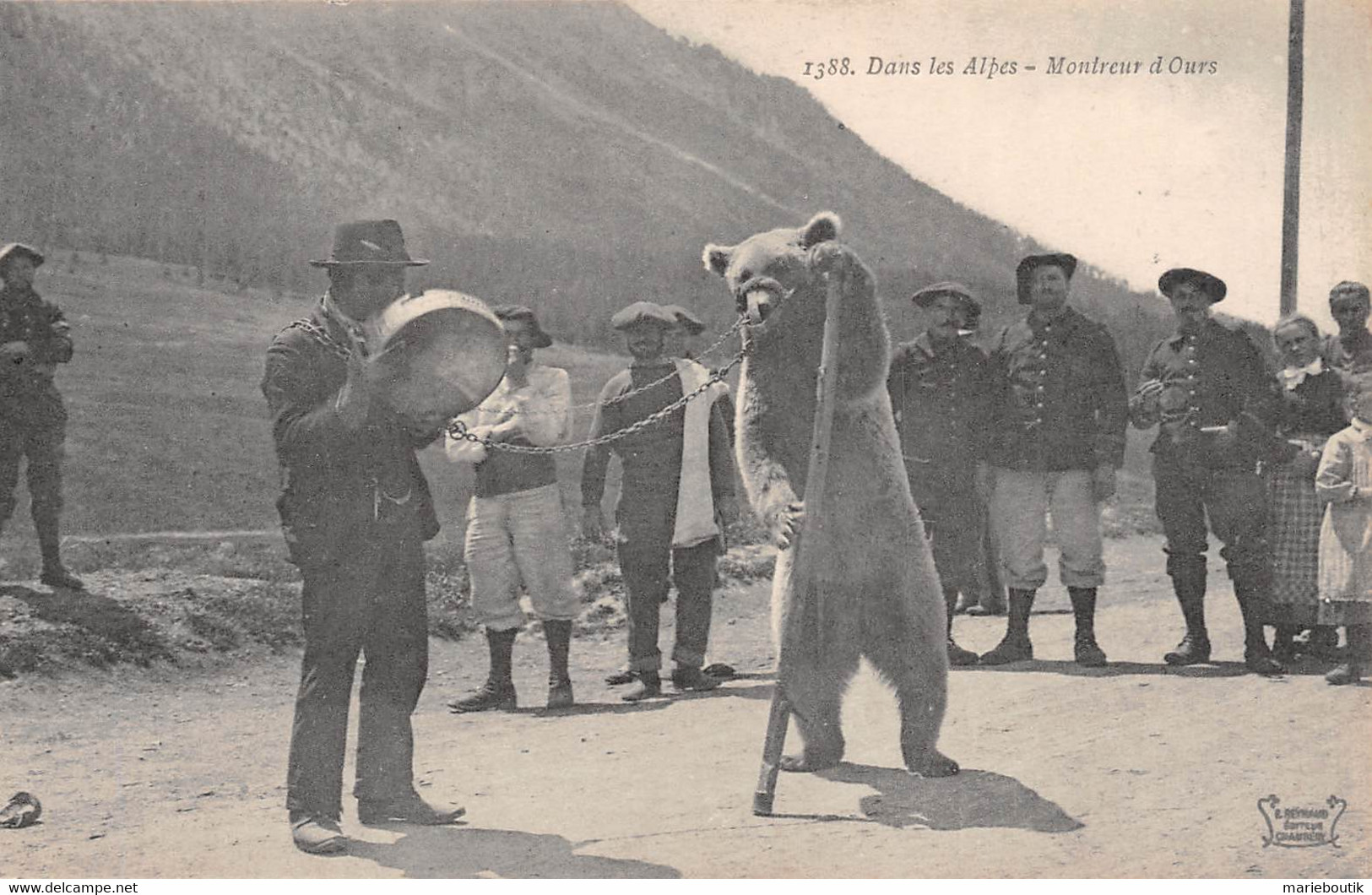 Dans Les Alpes - Montreurs D'ours - Sonstige & Ohne Zuordnung