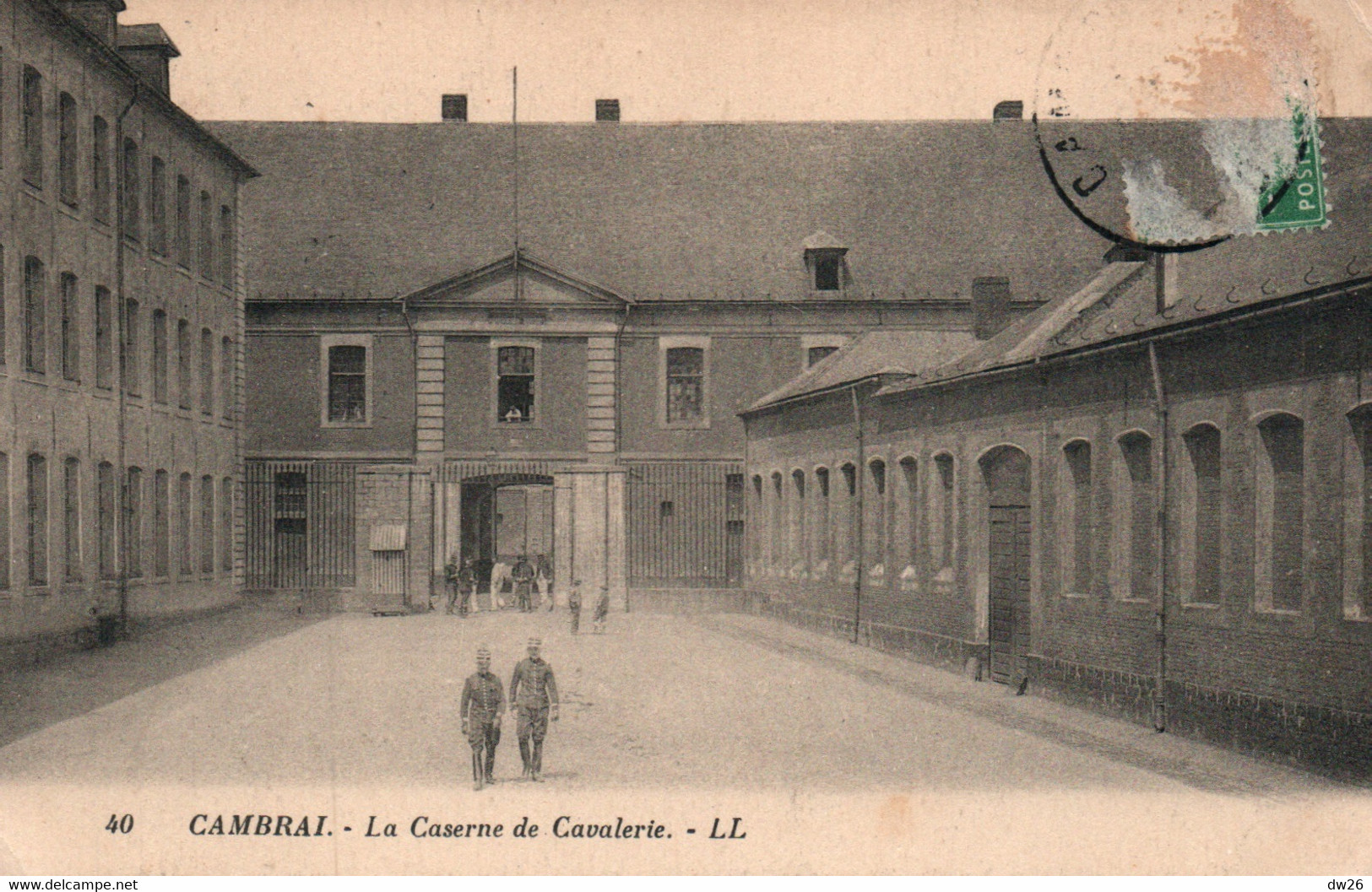 Casernes - Cambrai, La Caserne De Cavalerie - Carte LL N° 40 - Barracks