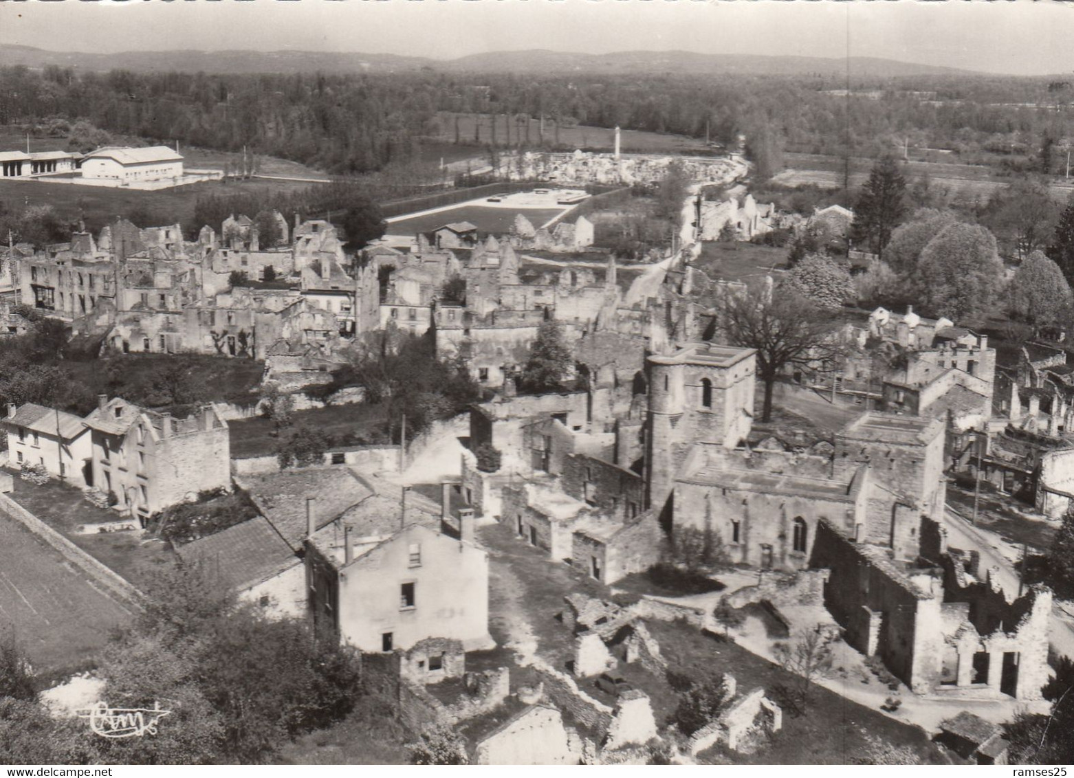 (164) CPSM  Oradour Sur Glane  Vue Aérienne   (Bon état) - Oradour Sur Glane