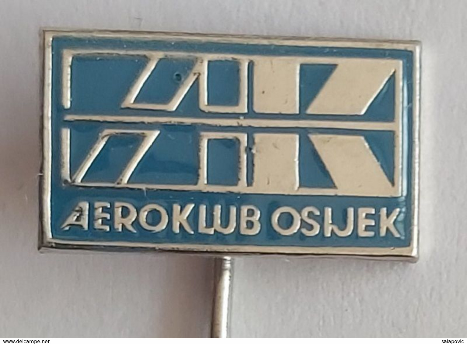 Airplane (Avion / Flugzeug)  Aeroklub Osijek Aeroclub PINS BADGES P4/6 - Avions