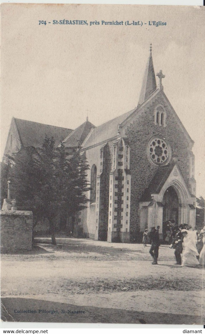 ST SEBASTIEN (44) - L'Eglise, Un Mariage - état Correct - Saint-Sébastien-sur-Loire