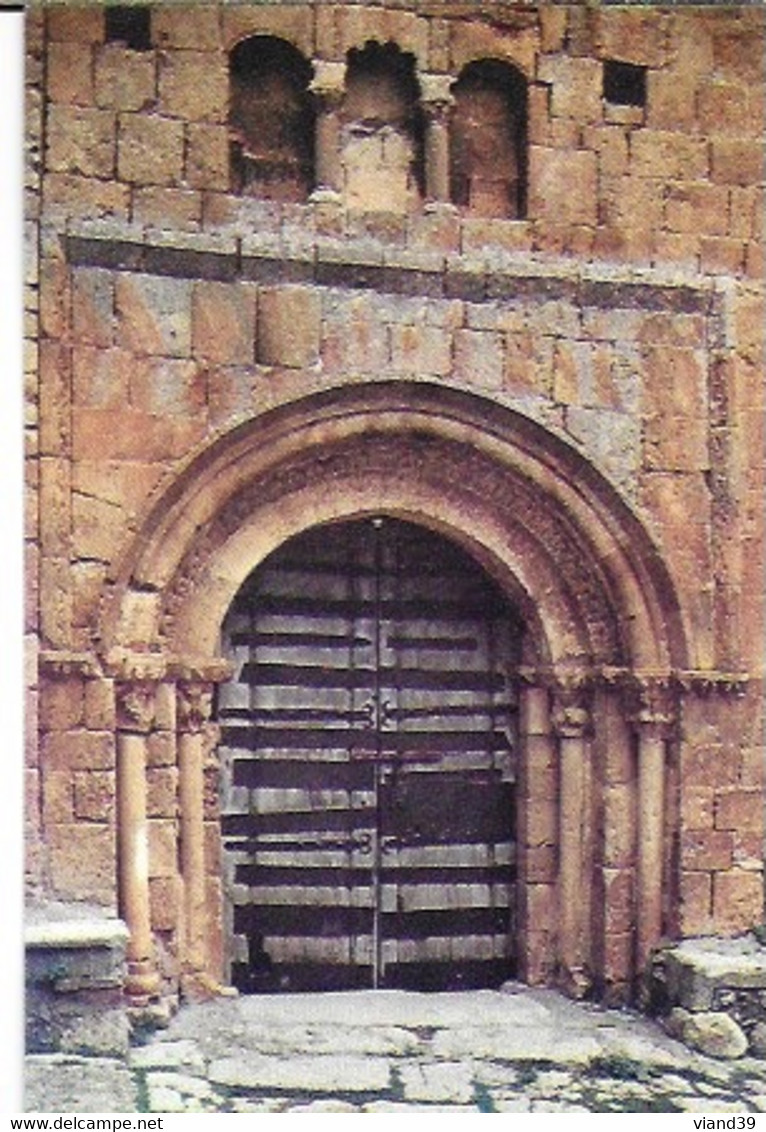 Calatanazor - Portada Romanica De La Iglesia De Santa Maria Del Castillo - Soria