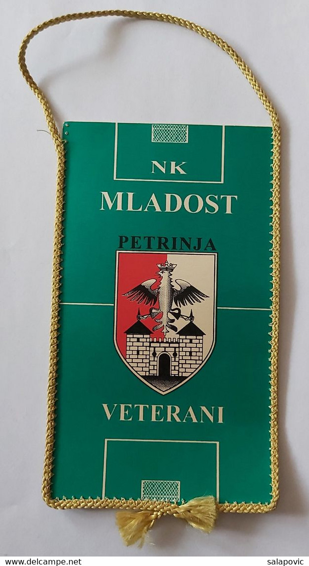 NK MLADOST PETRINJA CROATIA FOOTBALL CLUB Pennant SPORTS FLAG - Bekleidung, Souvenirs Und Sonstige