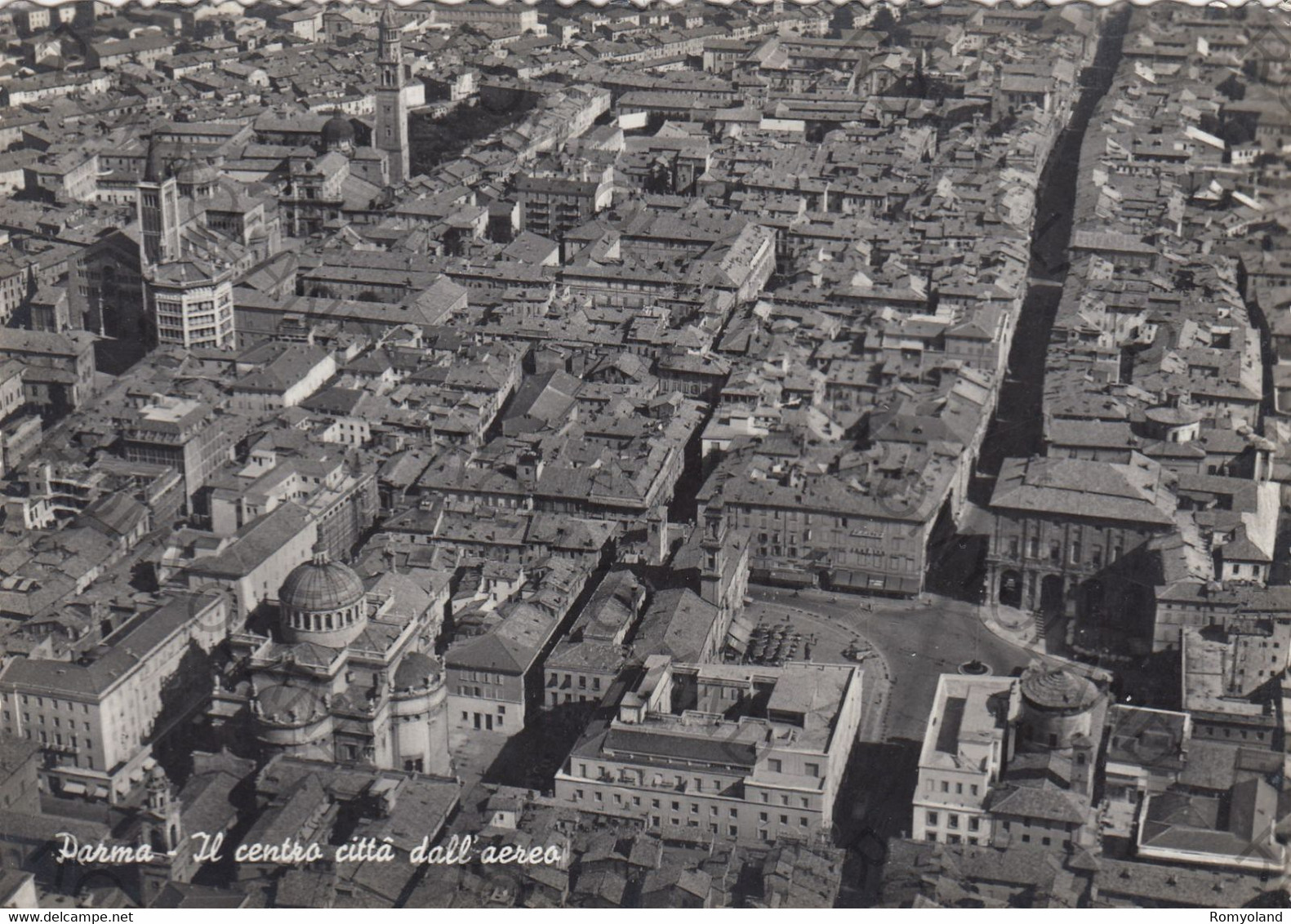 CARTOLINA  PARMA,EMILIA ROMAGNA ,IL CENTRO CITTA DALL"AEREO, STORIA,CULTURA,RELIGIONE, NON VIAGGIATA - Piacenza