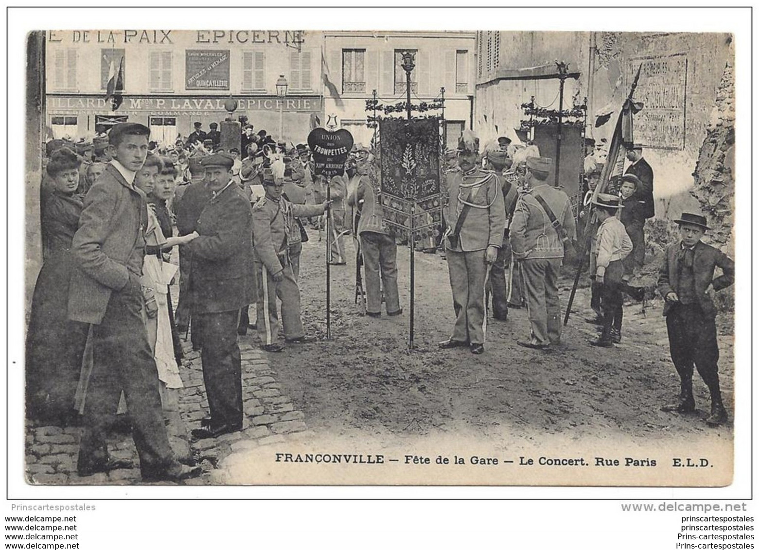 CPA 95 Franconville Fête De La Gare Le Concert Rue De Paris - Franconville