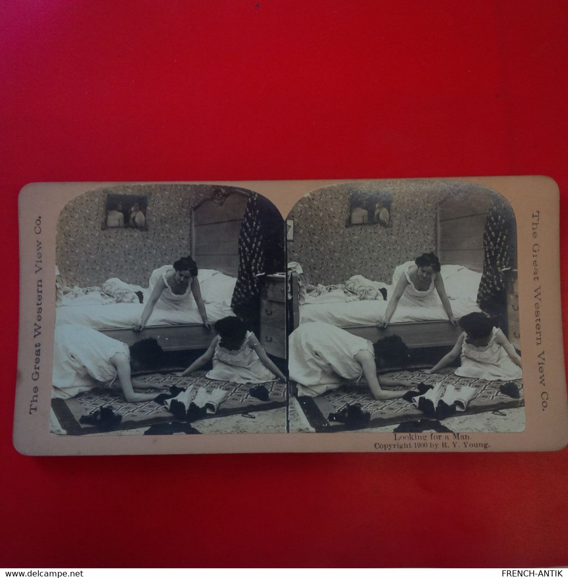 PHOTO STEREO LOOKING FOR A MAN - Stereoscopic