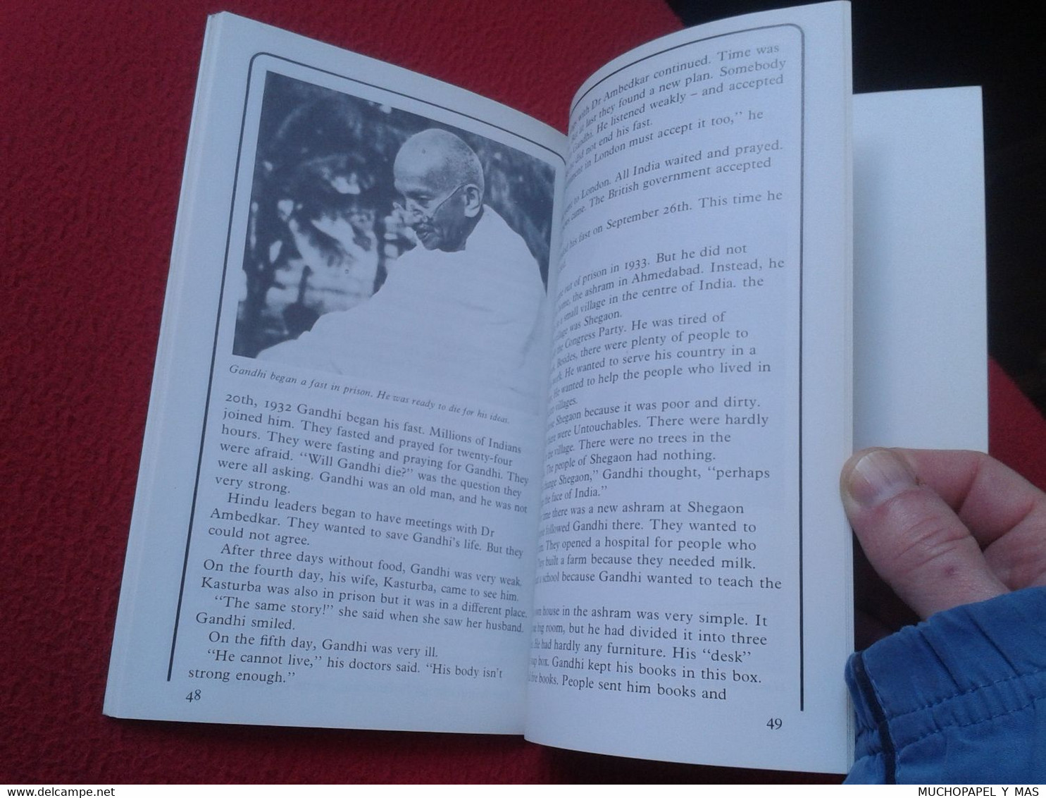 ANTIGUO LIBRO TIPO CUADERNO LONGMAN GANDHI (INDIA) HIS LIFE WAS THE MESSAGE DONN BYRNE 1989 ETC VER...MAHATMA...63 PÁG.