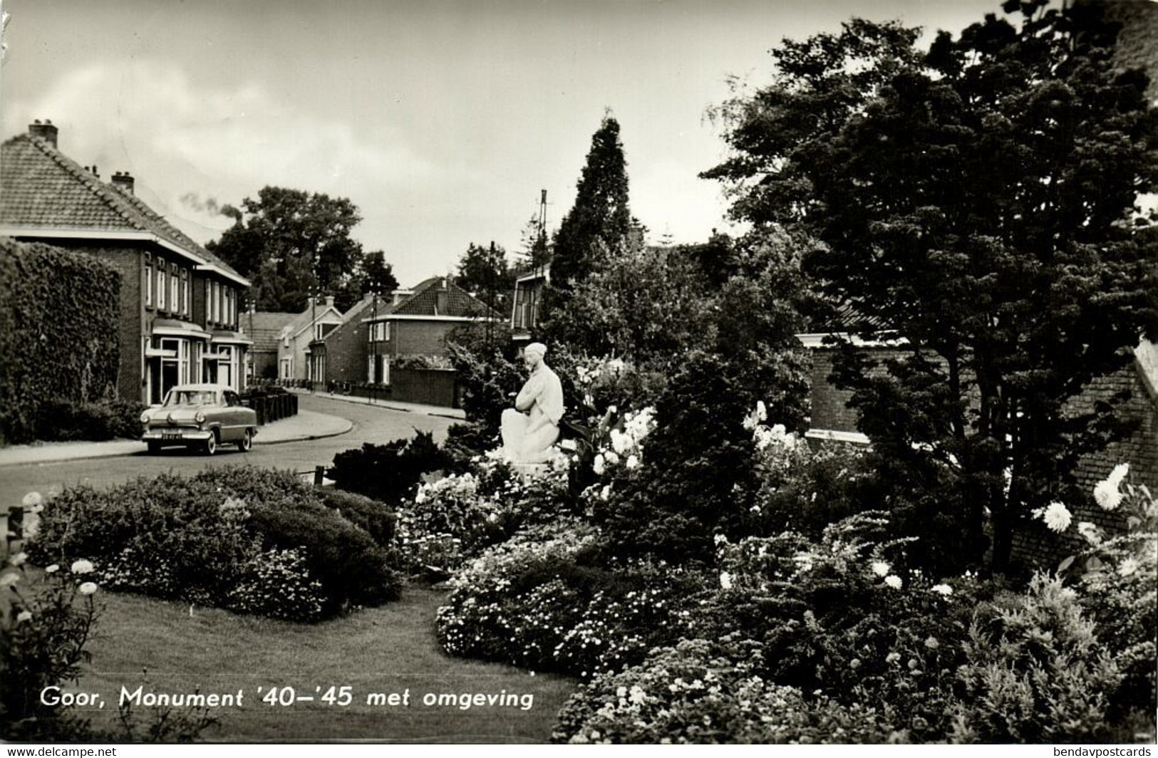 Nederland, GOOR, Monument '40-'45 Met Omgeving (1962) Ansichtkaart - Goor