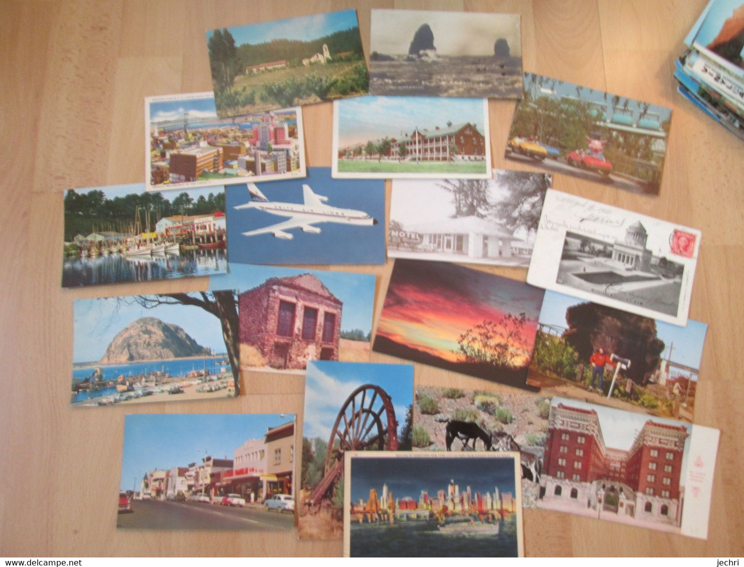 Lot De Plus De 500 Cartes Dont Ecrites Des Etats Unis,  8 Cts  La Carte!!!! Dont Indiens - 500 Postcards Min.