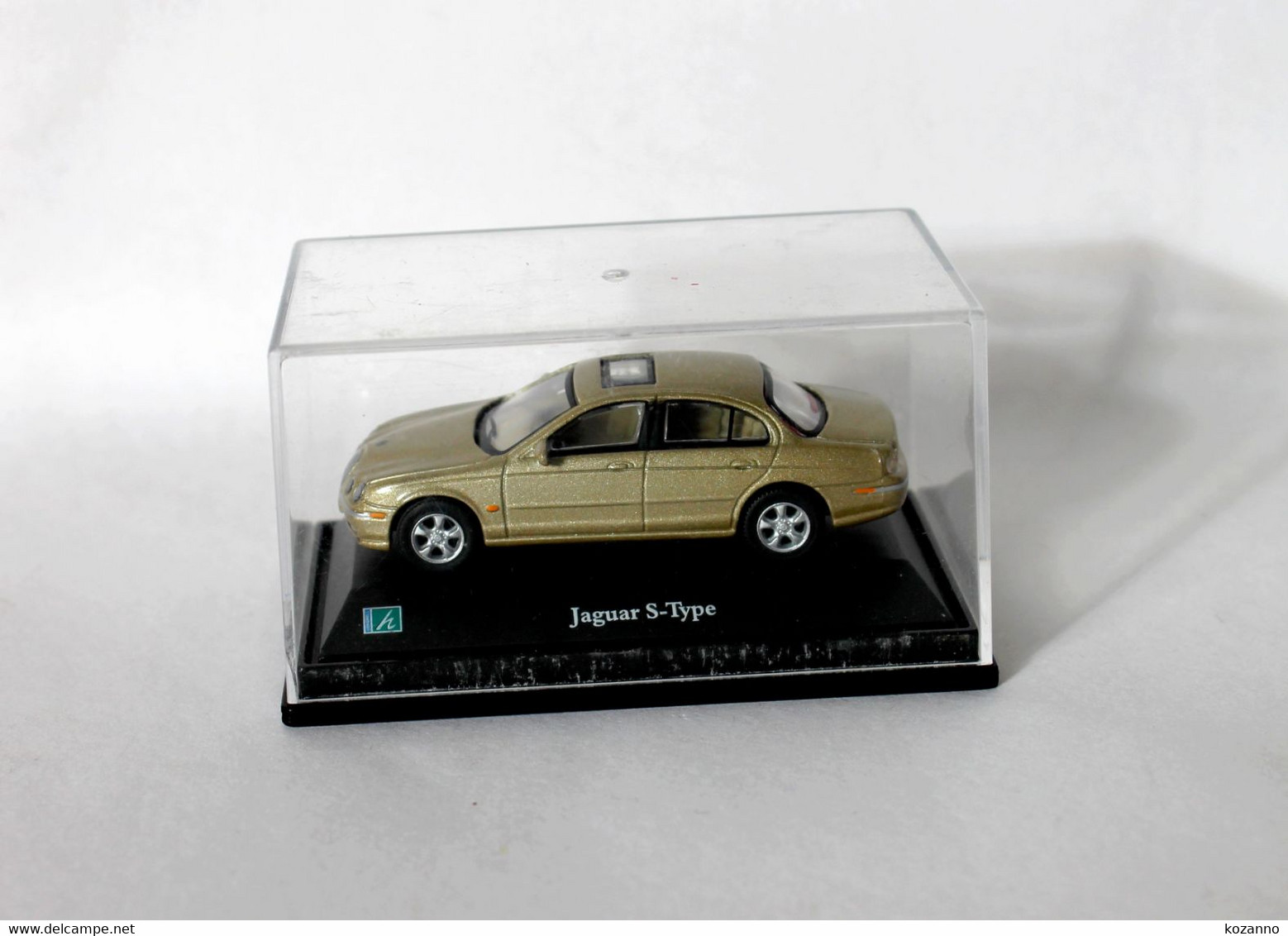 ANCIENNE VOITURE MINIATURE - JAGUARS S-TYPE CARARAMA  ECH 1:76 MODELE AUTOMOBILE (35) - Scale 1:76