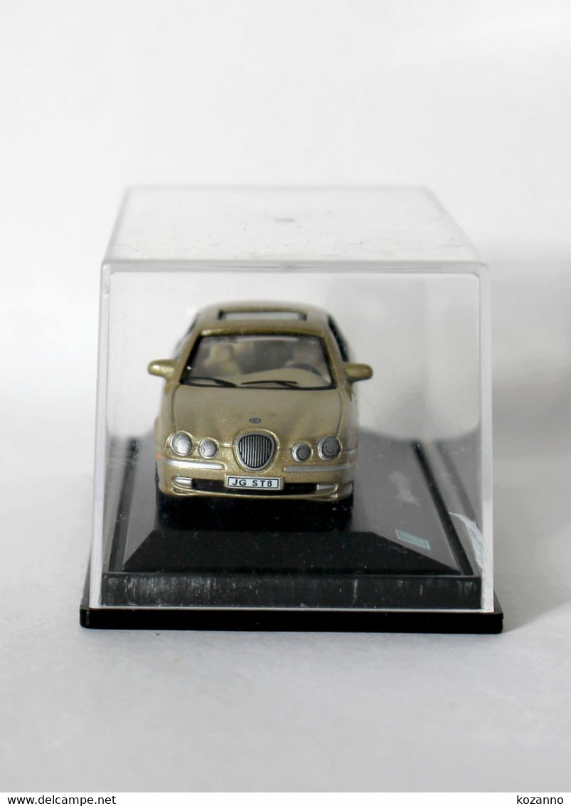 ANCIENNE VOITURE MINIATURE - JAGUARS S-TYPE CARARAMA  ECH 1:76 MODELE AUTOMOBILE (35) - Massstab 1:76